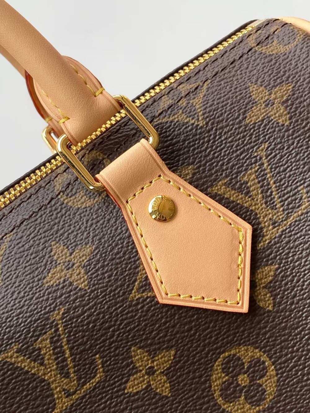 Louis Vuitton Speedy Bandouliere Handbag with Monogram Canvas and Gold Hardware - Picture 7 of 9